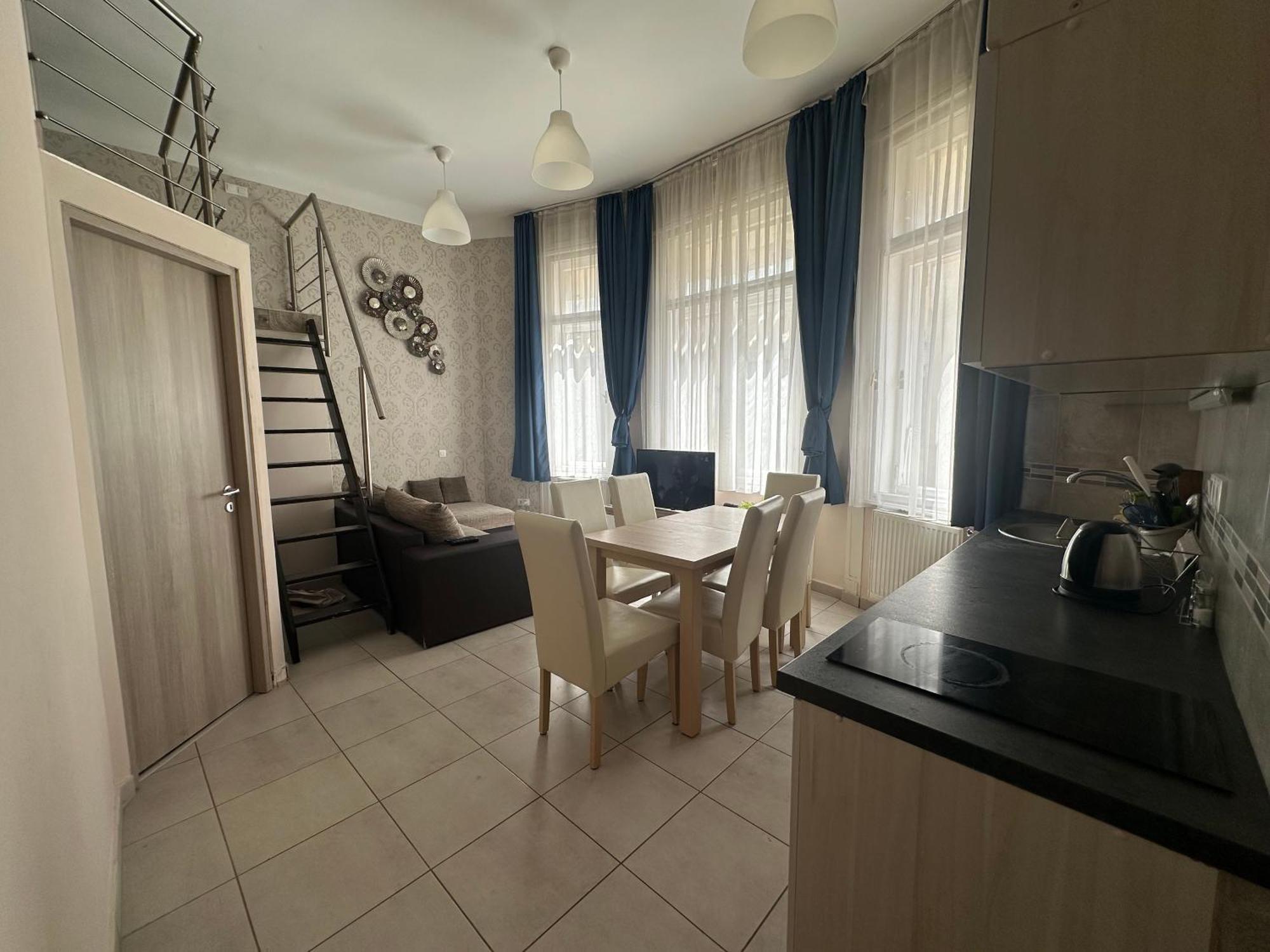 Bright Apartment In The Most Beautiful Street Of Budapest Vaci Street, Fashion Street Exterior photo
